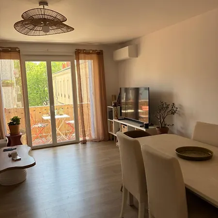 Bel Au Coeur De La Cite Romaine Apartman Nîmes