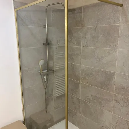Apartman Bel Au Coeur De La Cite Romaine